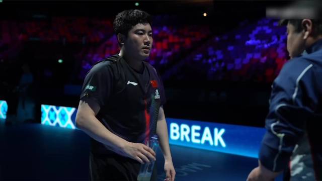 梁靖崑2比3不敌西福恩特斯，相持强项遭压制