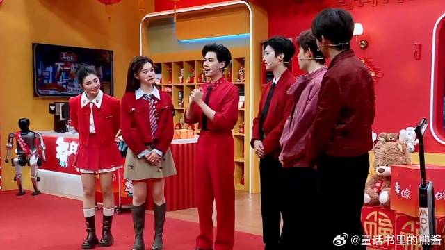 王安宇三人闪亮“驾到”，方言问候超有梗，范丞丞方言成“快乐制造机”！