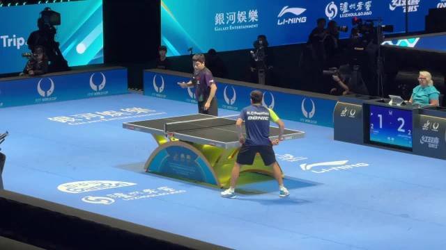 梁靖崑2比3惜败西福恩特斯，球迷鼓励再战