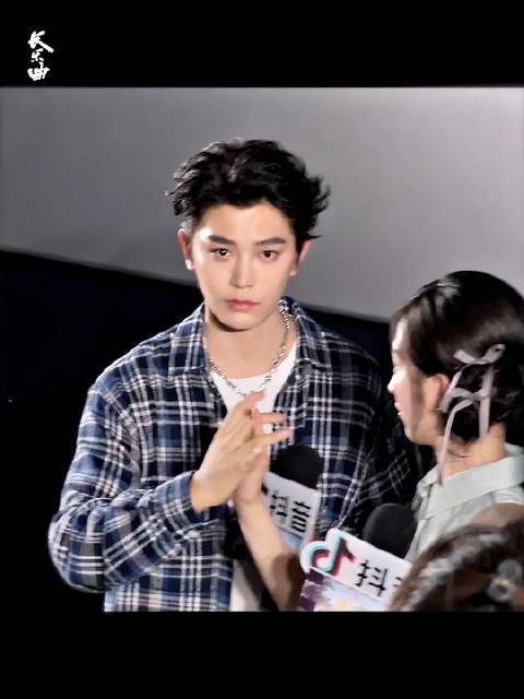 嘶～是谁家这么甜