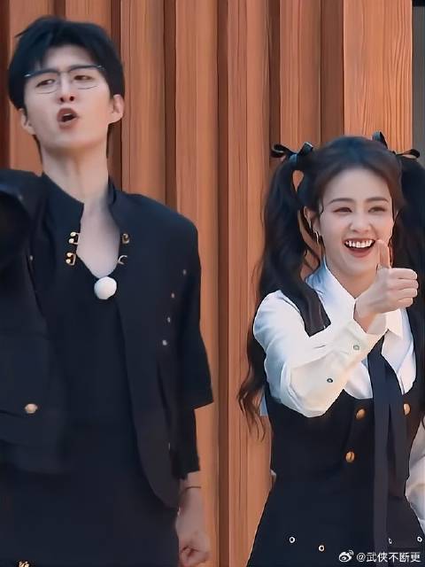 范丞丞展现超强大脑，极速答题，看呆郑恺等人！