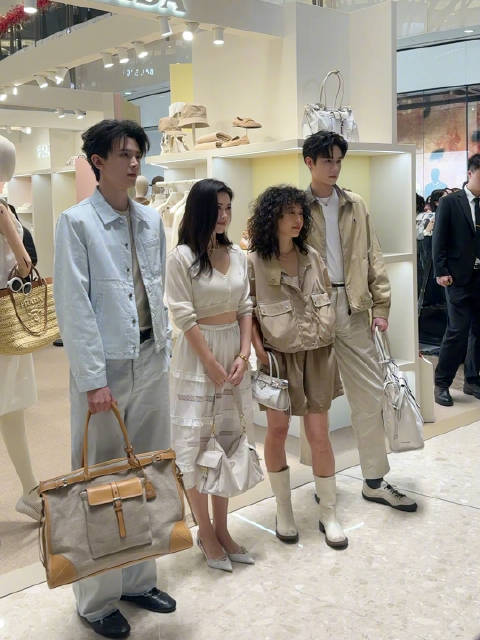 马伊琍、朱珠、胡一天、邓凯共同亮相Prada上海线下活动