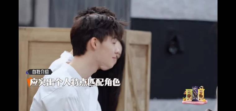 学员表演后秦海璐邓超严肃点评，陈赫李诞互怼活跃气氛