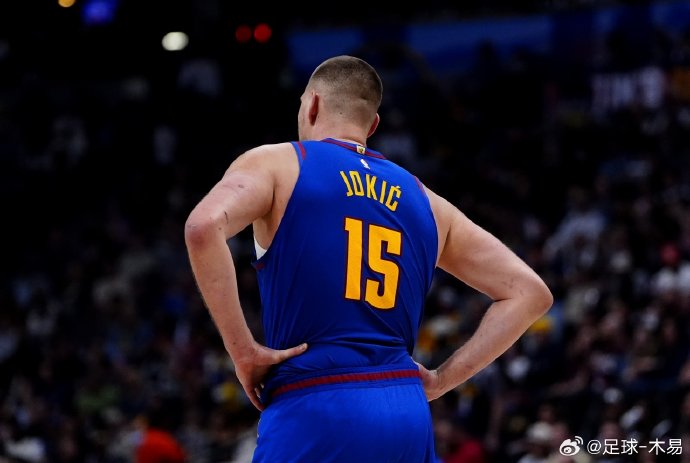 约基奇场均14次助攻的数据，在NBA历史上有何特殊意义？