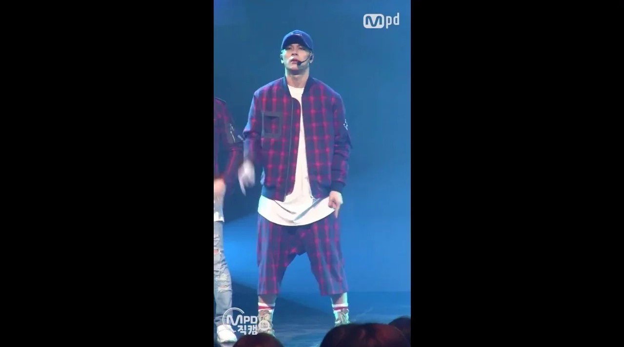 十年前的今天(160331)，GOT7 王嘉尔 竖版直拍