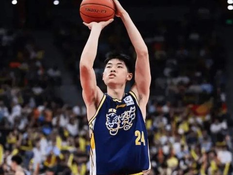 广东胜江苏2喜2忧！张皓嘉奇兵，徐杰小胡难得齐爆，萨林杰防守糟