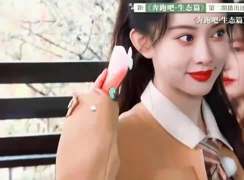 看得出来孟姐的人设不是装的，综艺感满满！