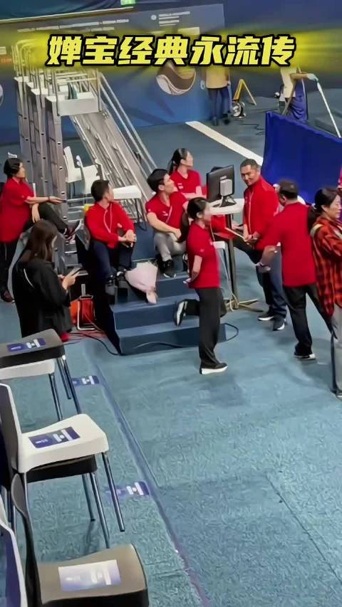 婵宝407C经典永流传！全红婵上演满分水花消失术