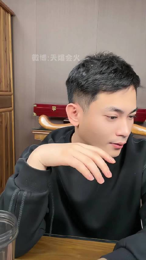 吴迪布加迪证件丢失，大绿本被偷仅剩一把钥匙