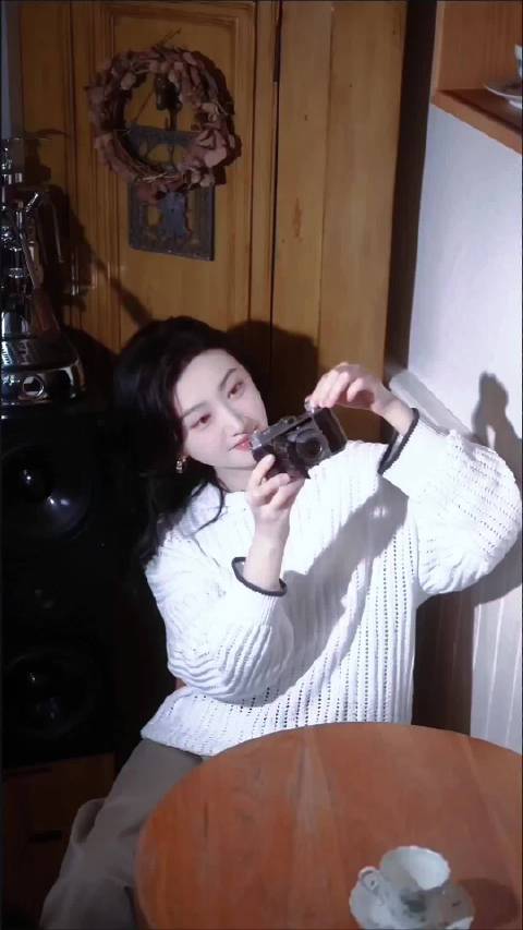 什么时候有消息啊，好期待景甜尤明许，甜甜多上综艺 11号有活动耶