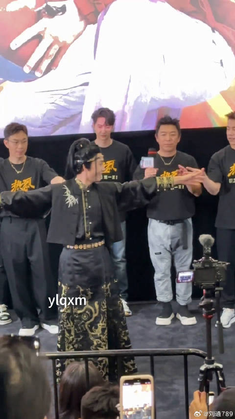 王一博 是什么感觉呀！微博VC计划