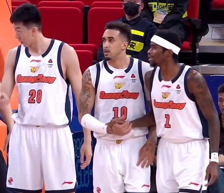 广东vs江苏前瞻：徐杰胡明轩再战庞峥麟 杜锋能否上演复仇之战