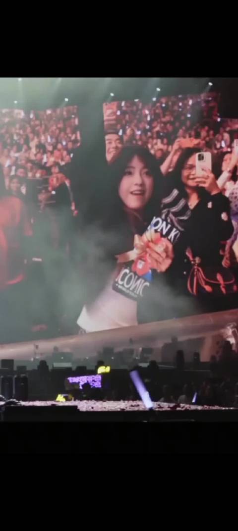 网红露脸与郭富城共舞要吗？