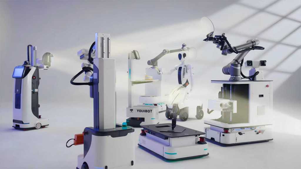 优艾智合“一脑多态”具身智能机器人。受访者供图