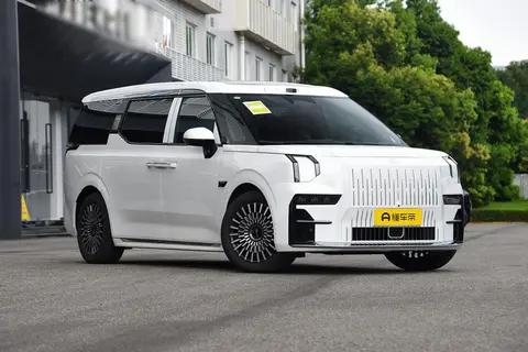 300km 往返无焦虑？极氪 009 实用型豪华 MPV 试驾封神