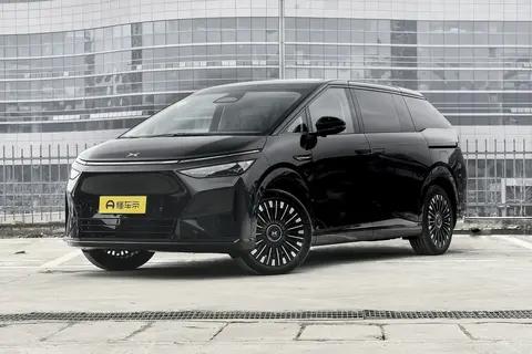 新车｜售30.98万元/7座中大型MPV，小鹏X9超级增程入门版实车亮相