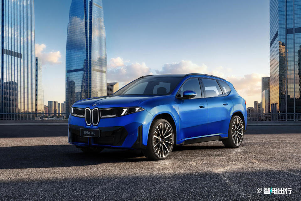 宝马国产新世代iX3二排加长10.8厘米！比X5还大
