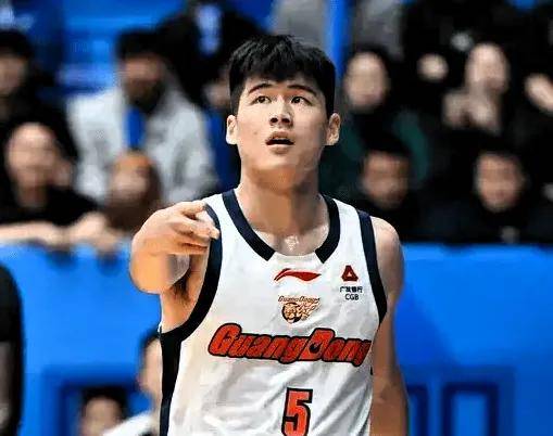 不出意外！明晚广东男篮对阵江苏男篮，广东男篮将取胜，五点理由