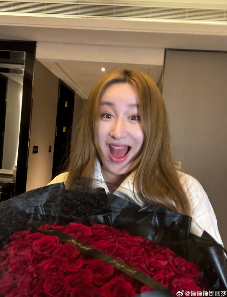 从女团跨行做“喜剧人”,锤娜丽莎:终于不再需要靠脸吃饭了!