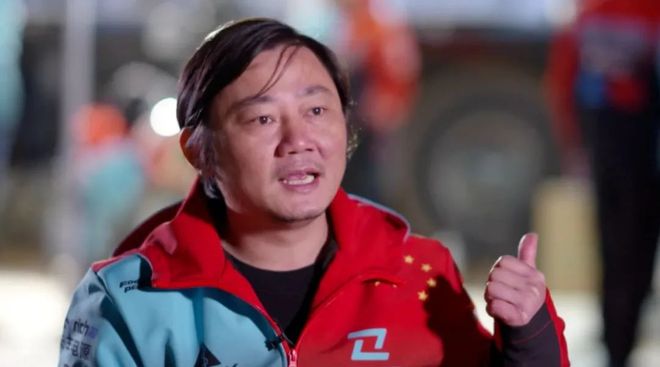 那个追着湖南卫视跑的少年，今天让全世界抬头看中国摩托！