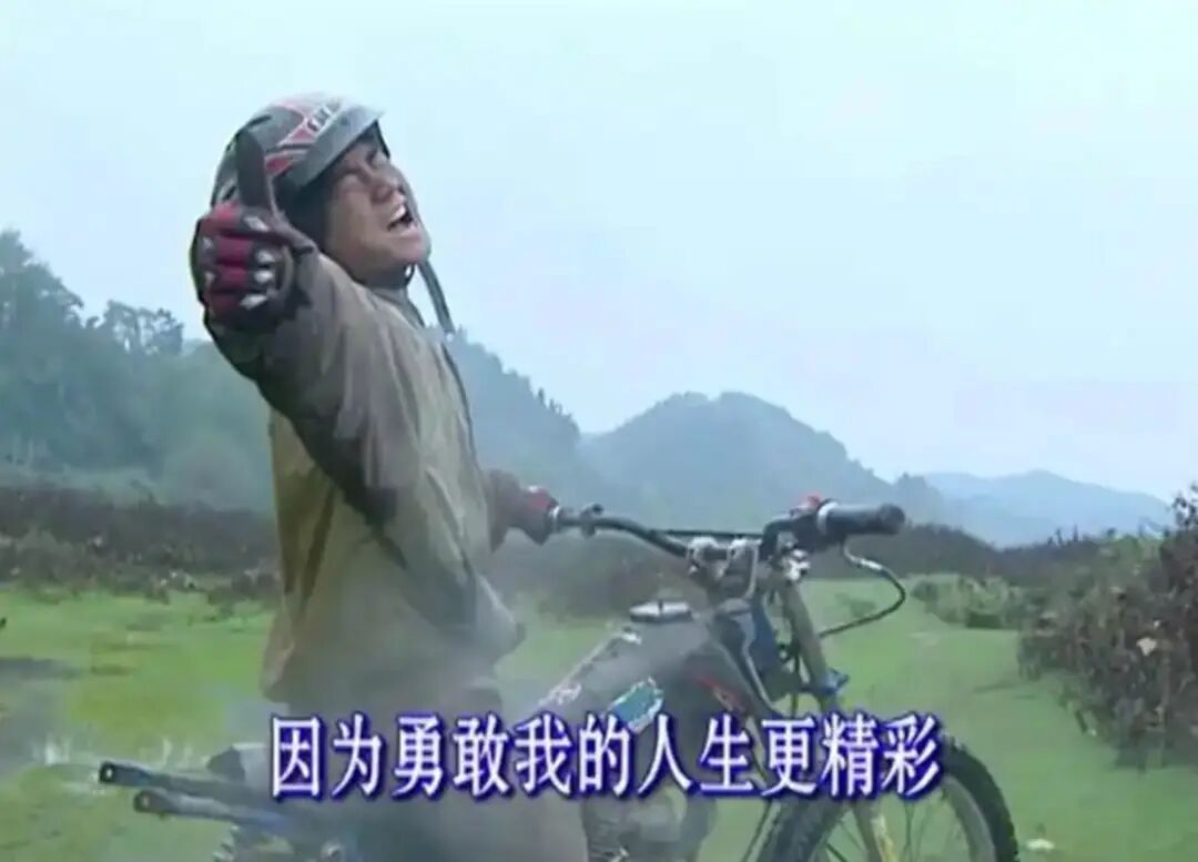 初中生造车，估值10亿：那个19岁追车的张雪赢了