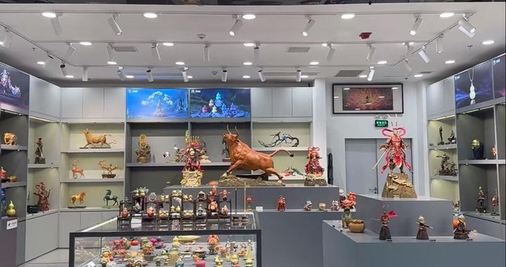 雷军押注！铜质文创第一股铜师傅来了：专做中年人的泡泡玛特