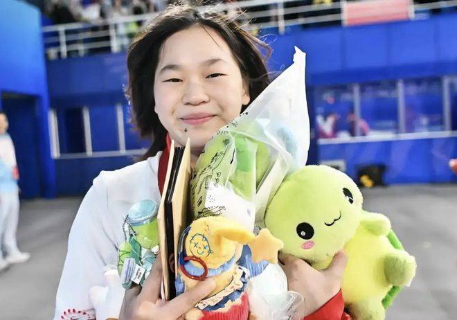 全红婵:我床上全是乌龟玩偶 很烦外出时被人怼脸拍照 不喜欢化妆