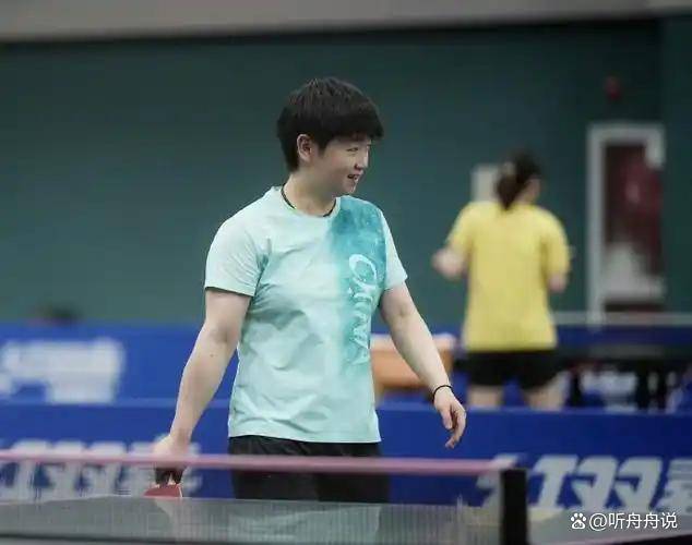 开门红!澳门世界杯:国乒女单首日五战全胜!孙颖莎3-0横扫李昱谆，覃予萱迎劲敌_比赛_蒯曼_对手