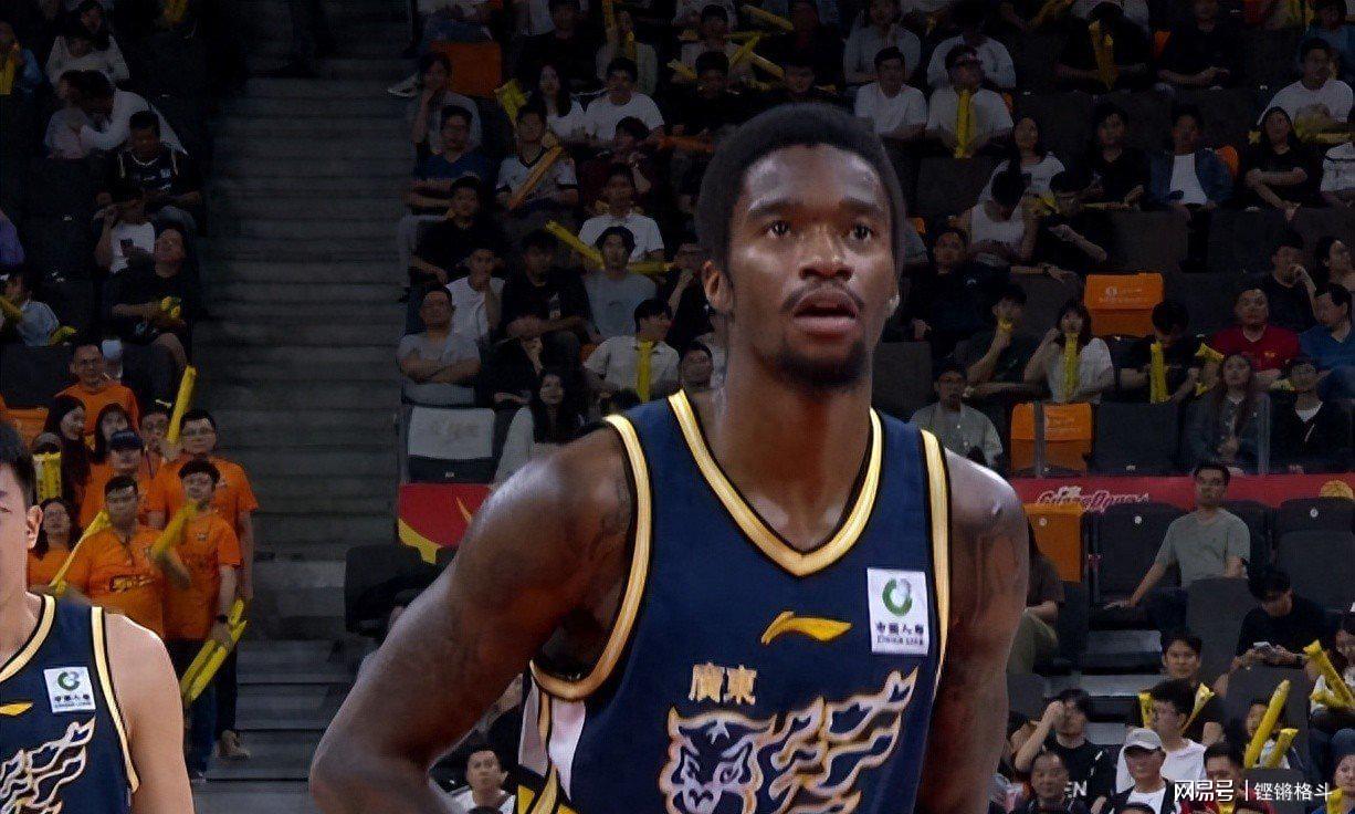 广东男篮101-92胜江苏，球员表现评分揭晓