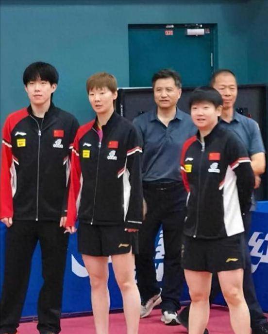 王励勤成都封训开会，座位顺序发现孙颖莎王曼昱王楚钦极其重要