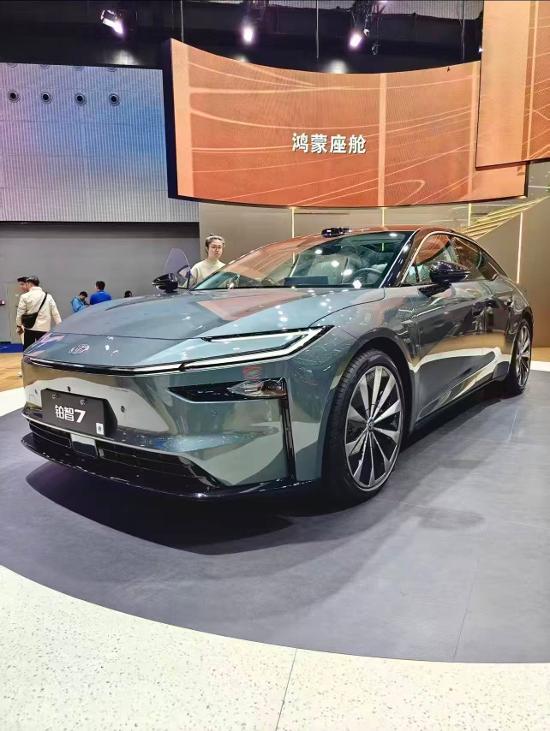 【15.68万起!铂智7深度实测合资旗舰_汽车新闻】-易车_青州瑞泰广汽丰田