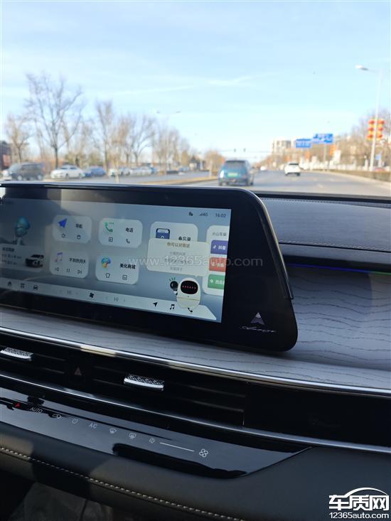 奇瑞,艾瑞泽8,车机无故弹窗 语音无法使用