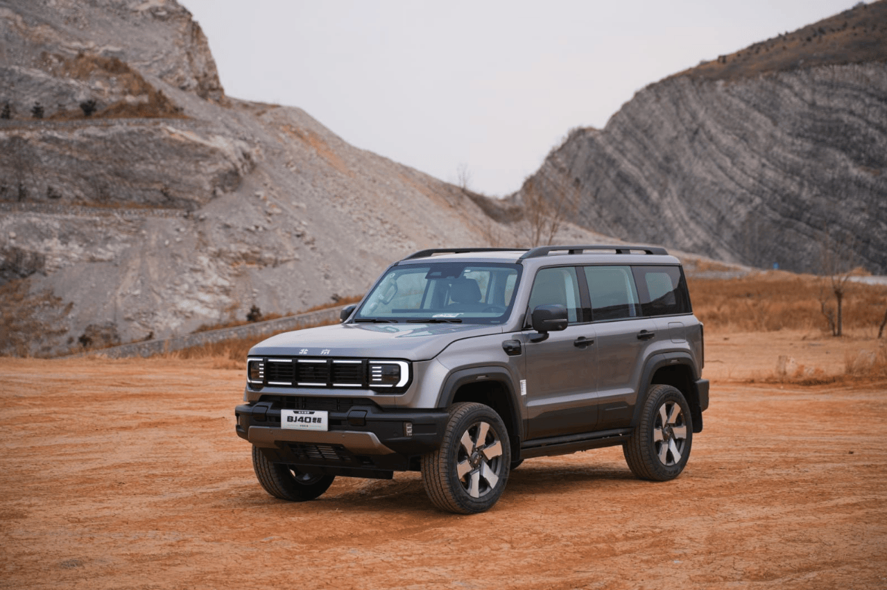 这个价位的硬派SUV，原来还能这么顾家