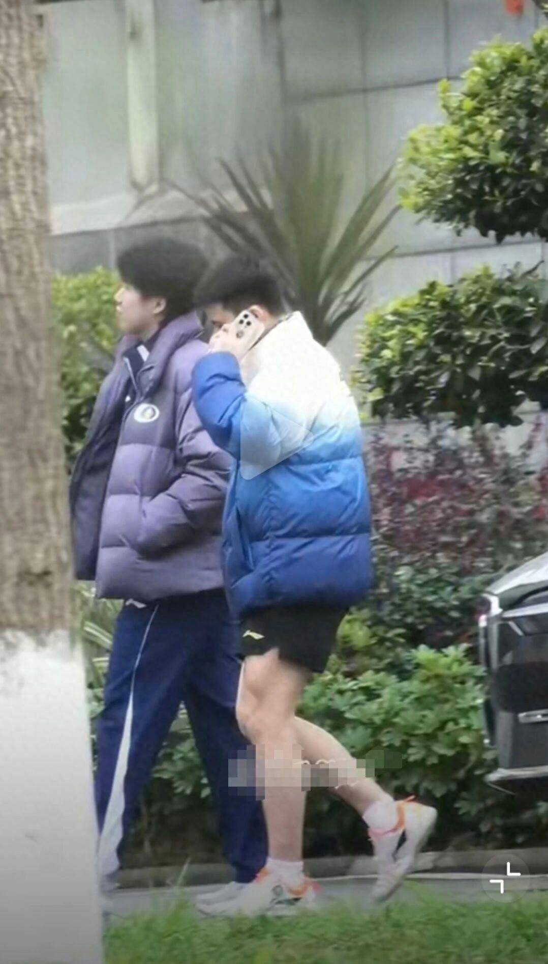 王楚钦封训！牛冠凯寸步不离