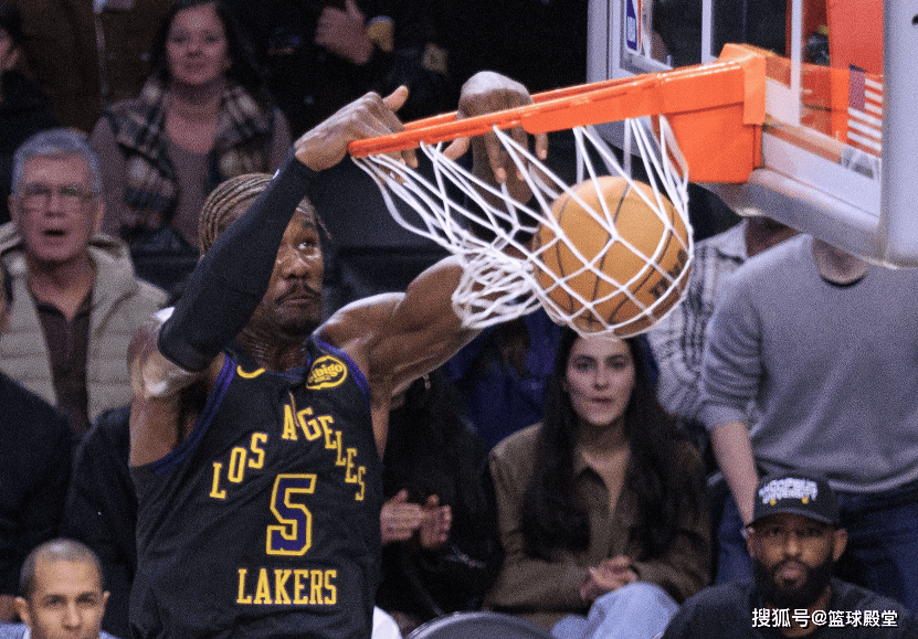 湖人142-111战胜奇才球员评价：3人满分，6人及格，1人低迷