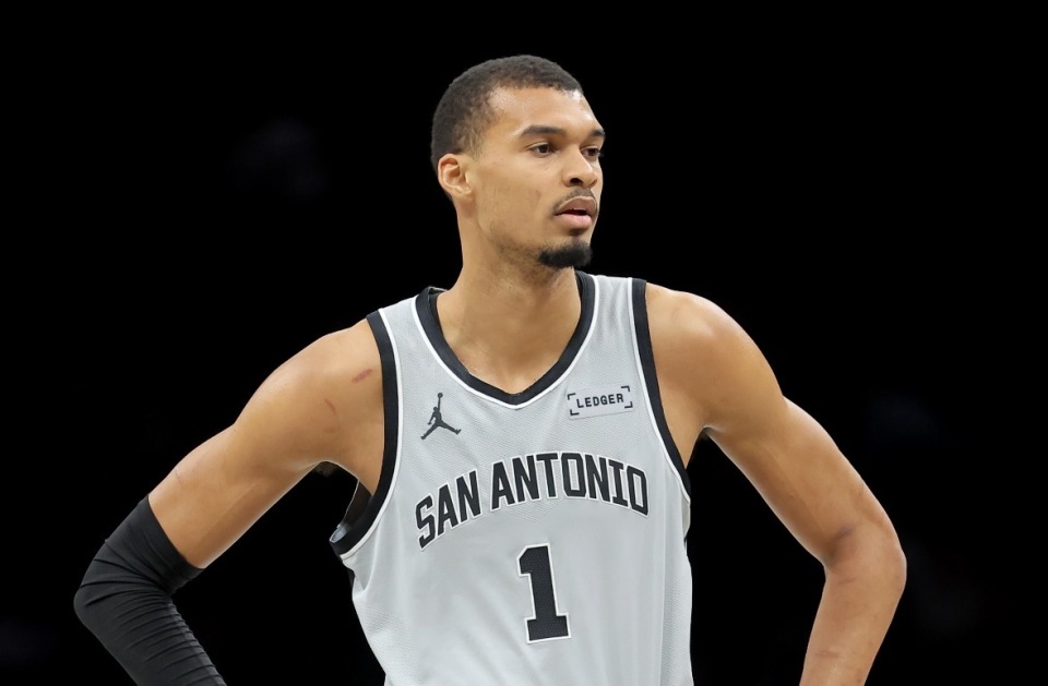 文班亚马生涯第7次40+，高于邓肯与伦纳德合计40+场次