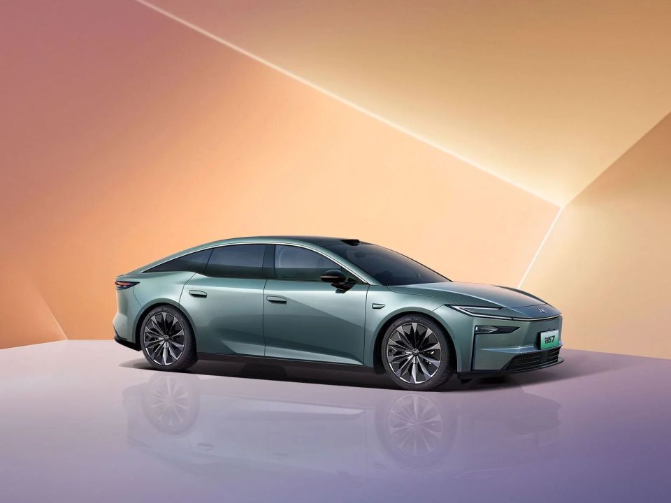 顶配不到20万,铂智7打破智能电动的「定价规律」!