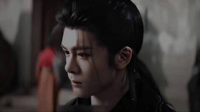 曾舜晞忠犬角色合集引热议，护妻李谦、疯批忠犬惊艳观众