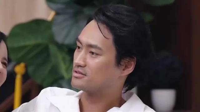 袁弘刚想吐槽老婆，张韵艺一句你渴吗，马上封嘴太逗了