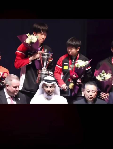 看到这个视频我就想笑，大头像个受气的小媳妇 孙颖莎｜王楚钦