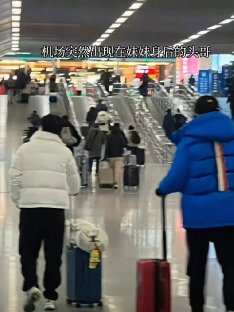 视频越来越清晰了 太原一起回去的小莎和大头 cr见水印