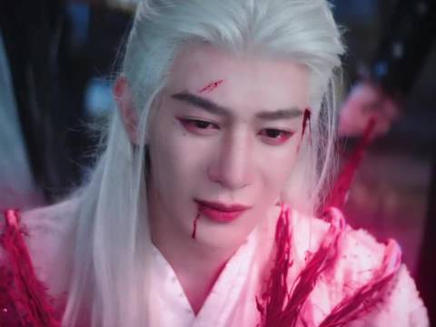 于正为夏之光新剧《月鳞绮纪》宣传，白衣狐妖造型曝光