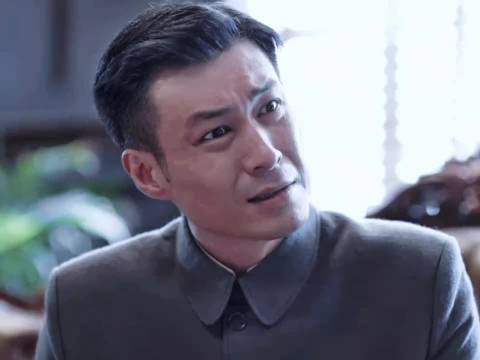 如果说林楠笙有完整的成长线，那那个谁一出场便是加特林满级大佬拉满