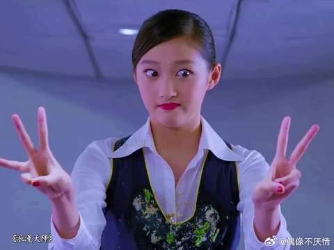 空姐必须是没有瑕疵的，是名副其实的百里挑一
