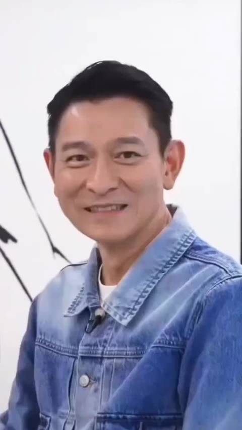 透过镜头致谢粉丝