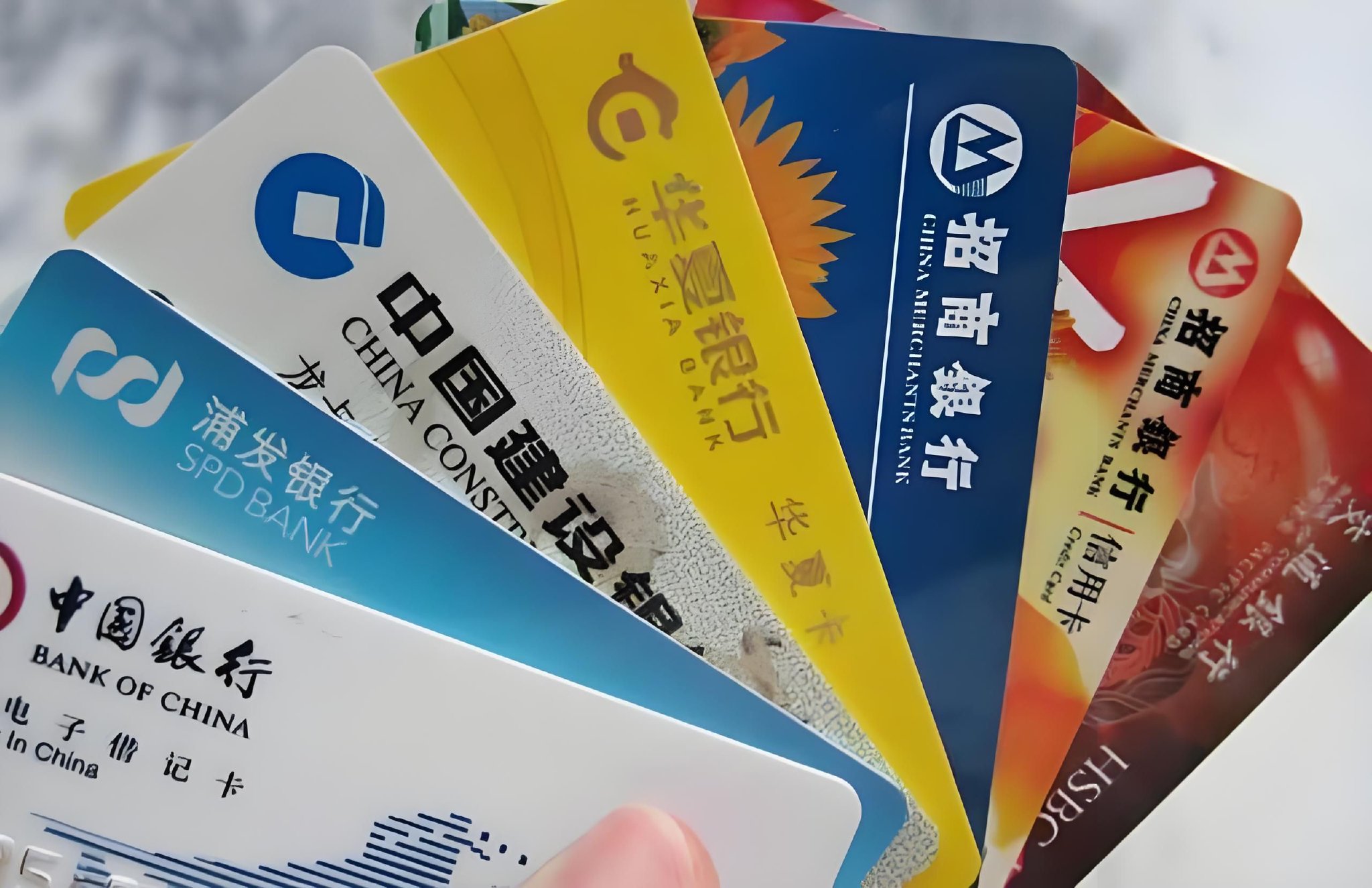 想解冻银行卡,应该怎么做?