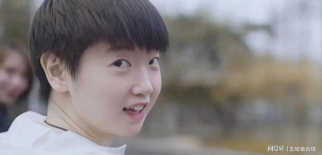 世界杯女单分组：孙颖莎和王曼昱晋级没压力，覃予萱对阵早田希娜