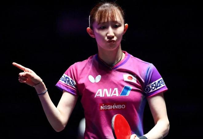 30日下午世界杯，国乒3连胜王曼昱3-0，早田希娜苦战，覃予萱好运