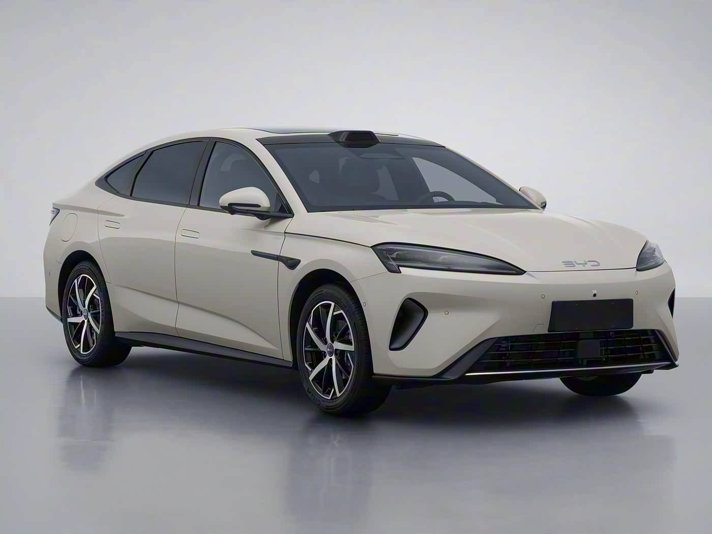特斯拉电耗天下无敌？比亚迪新车今年上，一度电跑10km绝杀Model3