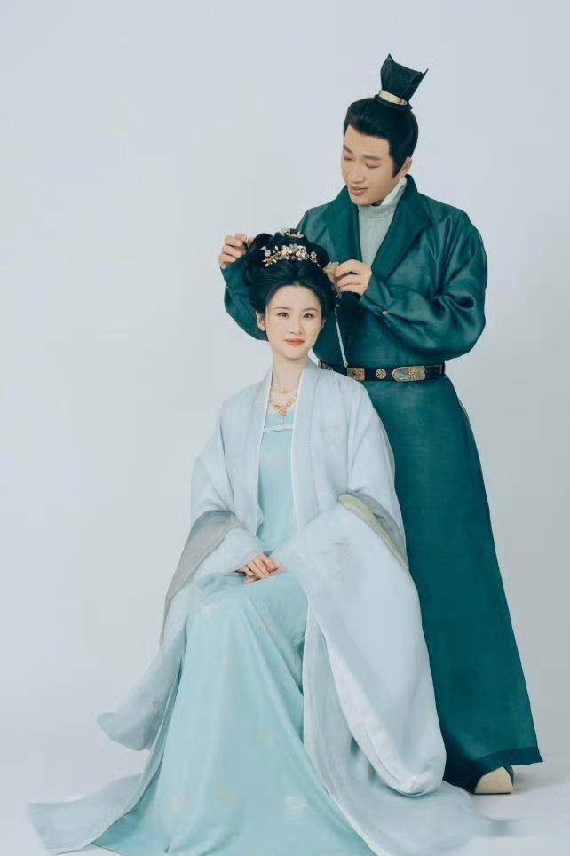 导演称于正与张慧雯没有吻戏，年龄差、角色定位与舆论发酵，于正张慧雯《金吾不禁》客串引行业反思